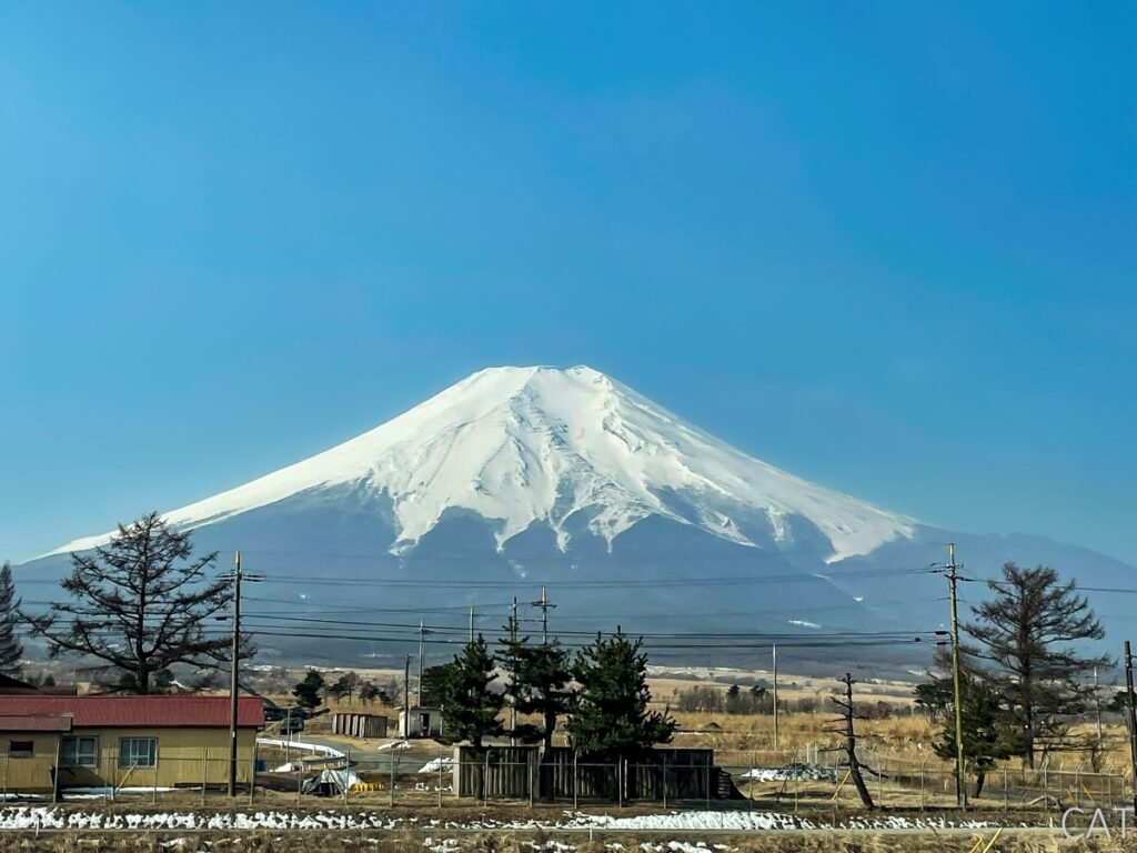 Odawara, Hakone, Fujiyoshida & Nagoya: Castles, Onsen, Fuji_Mount Fuji with snow-covered slopes
