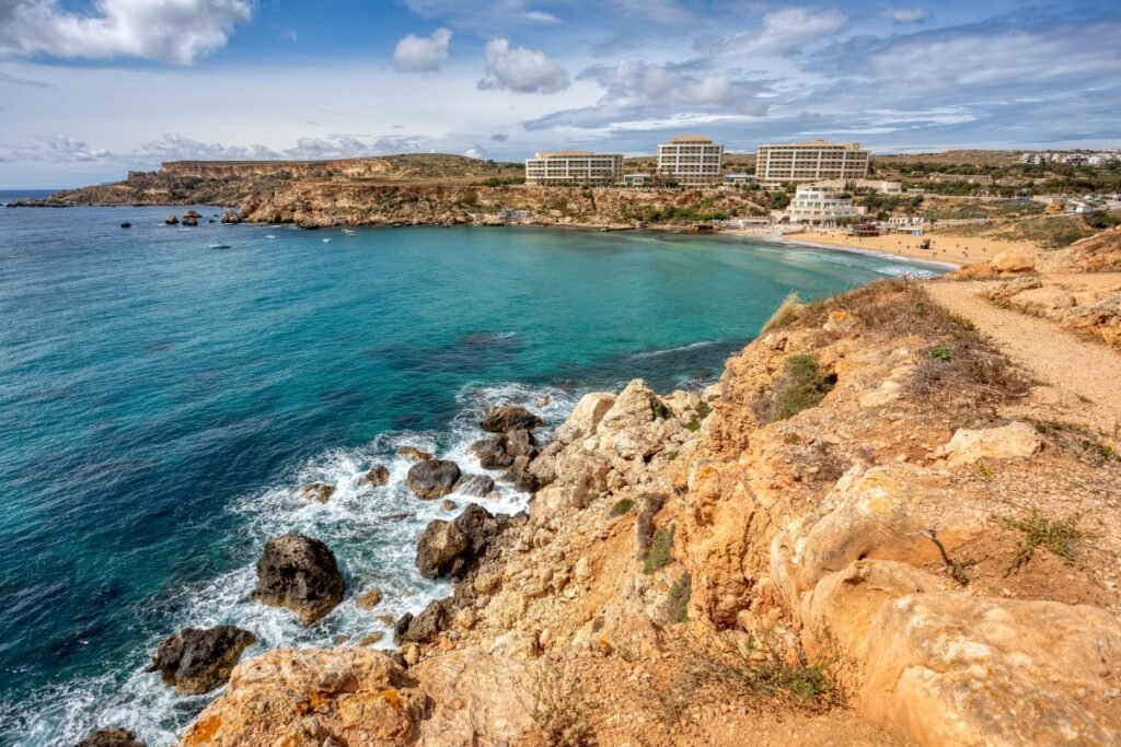 Golden Bay, Malta
