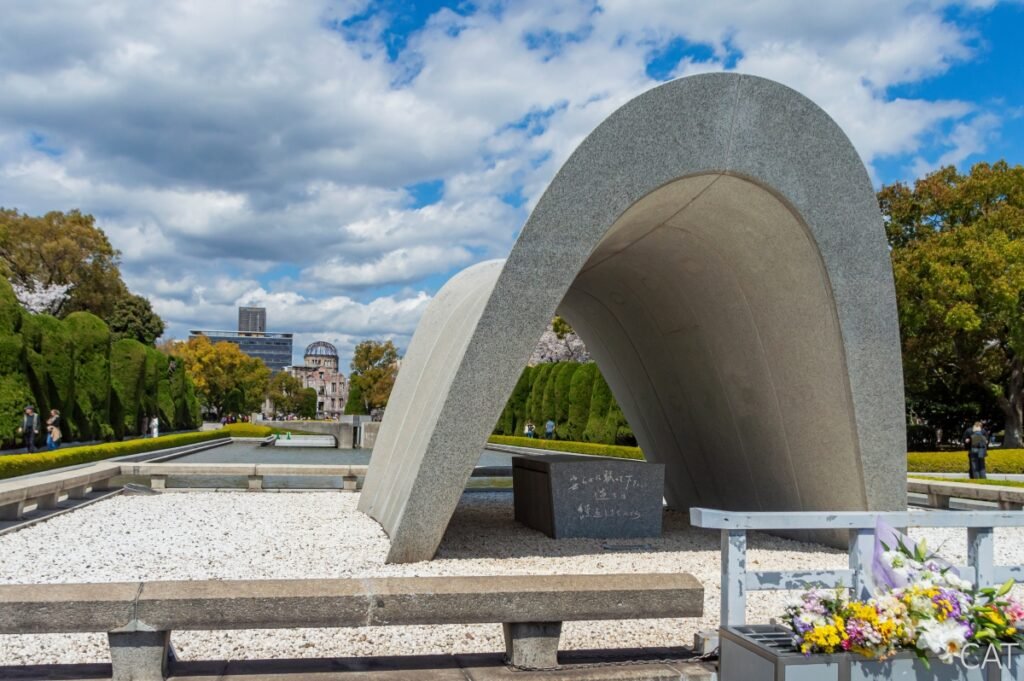 Hiroshima_Cenotafio de las Víctimas de la Bomba Atómica