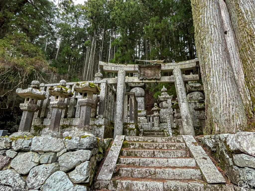 Koyasan_Okunoin Cemetery