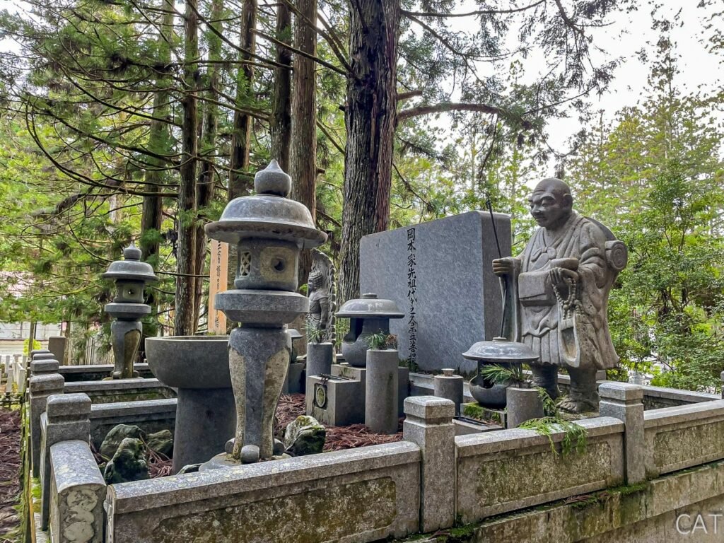 Koyasan_Okunoin Cemetery