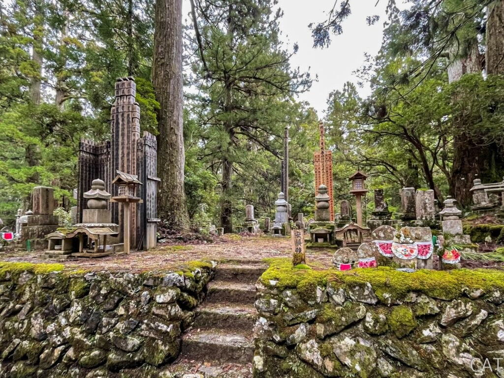 Koyasan_Okunoin Cemetery