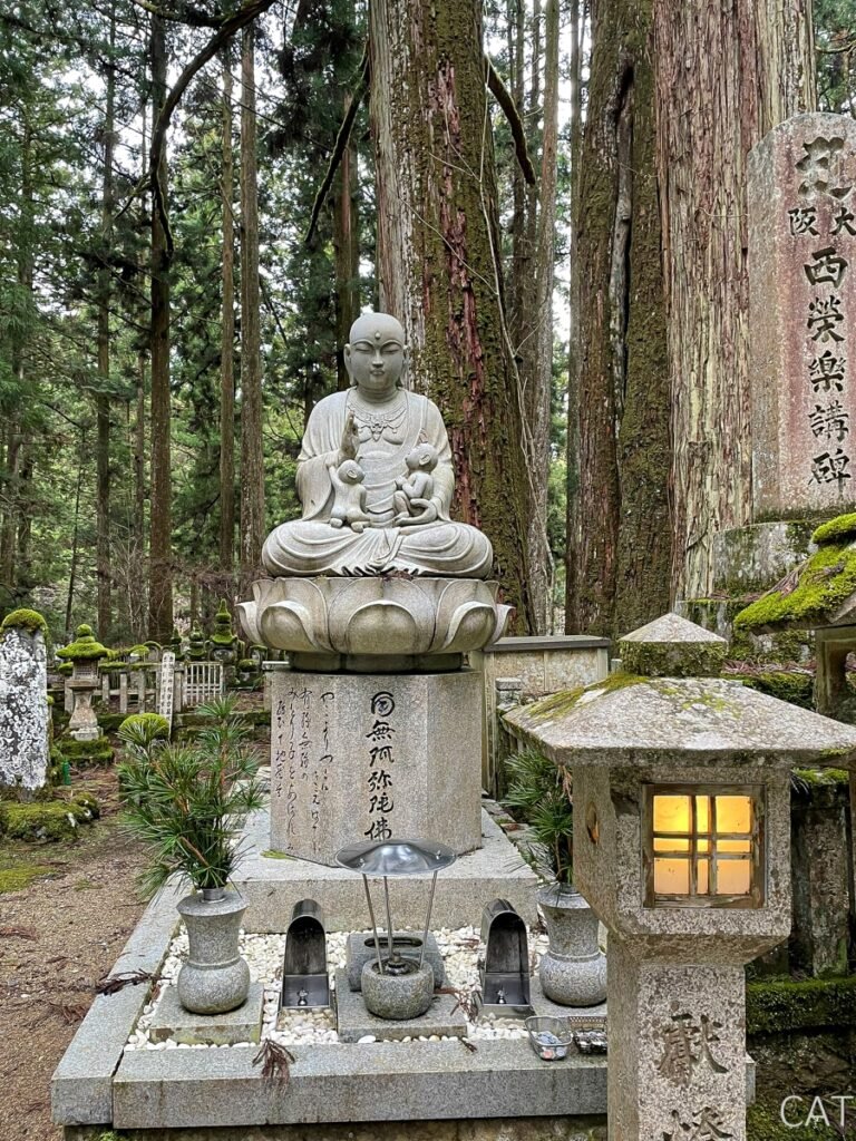 Koyasan_Okunoin Cemetery