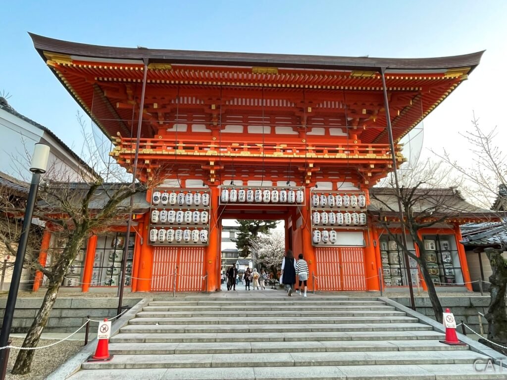 The Best of Kyoto in 3 days_Yasaka Shrine_Minami-romon Gate
